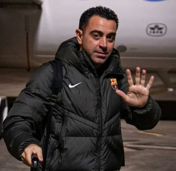 Barcelona i-a reziliat contractul lui Xavi