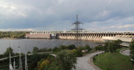 Ucraina a deschis toate portile de la hidrocentrala Nipru