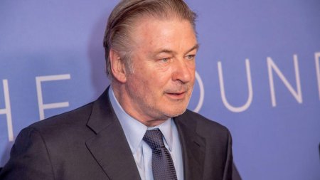 Cunoscutul actor Alec Baldwin va fi judecat pentru omor involuntar