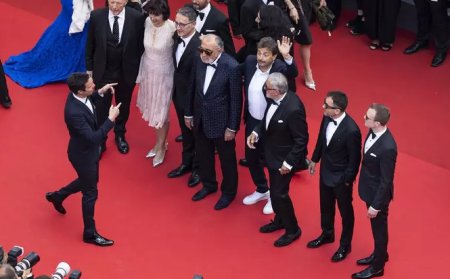 Ilie Nastase, aplaudat pe covorul rosu la Festivalul International de Film Cannes! Ce vedete mondiale ale sportului l-au insotit