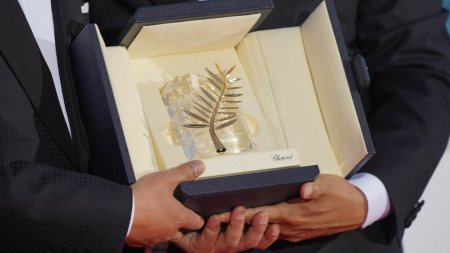 Cannes 2024. Thriller-ul Anora a castigat trofeul Palme d'Or