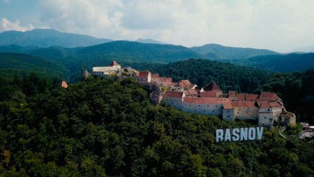 Rasnov - statiunea perfecta pentru o escapada de weekend. Ce sa vizitezi