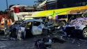 Zece morti si 39 de raniti intr-un <span style='background:#EDF514'>ACCIDENT IN LANT</span>, pe o autostrada din Turcia. Un autocar s-a rasturnat peste doua masini mici si a lovit un TIR