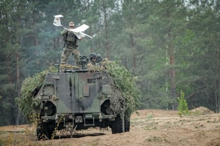 Sase tari NATO planuiesc sa dezvolte un zid de drone pentru apararea granitelor cu Rusia