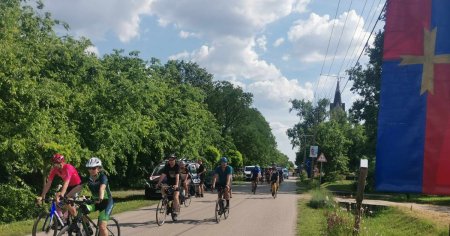 Pe bicicleta de la Timisoara la Szeged si inapoi. Aventura pe doua roti care leaga cele doua orase infratite FOTO