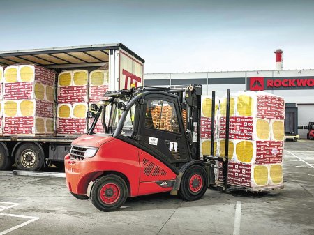 Rockwool: Romania va avea pana in 2027 la dispozitie 9 miliarde euro pentru renovarea cladirilor, pentru a atinge standardele UE in privinta eficientei energetice si a protectiei la incendiu