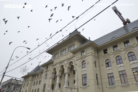 Sondaj PNL pentru Primaria Capitalei: Nicusor Dan - 27,6%, Sebastian Burduja - 23,2%, Gabriela Firea - 21,7%