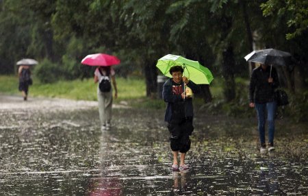 Alerta meteo: ploi, vant si grindina in mai multe judete, pana joi seara. Cum va fi vremea in Bucuresti | HARTA