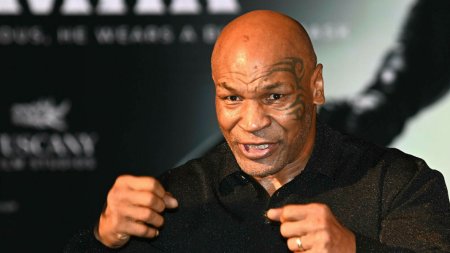 Mike Tyson s-a imbolnavit in timpul unui zbor cu avionul. Legenda boxului urmeaza sa lupte pe 20 iulie cu un youtuber