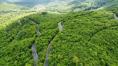 Unul dintre cele mai frumoase drumuri din Romania se va deschide in vara. Cat costa investitia