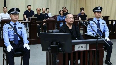 Bancher din China condamnat la moarte pentru o mita colosala. Judecatorii au spus ca e atat de mare, incat nu merita altceva