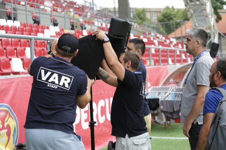 UEFA introduce arbitrajul video (VAR) in tururile preliminare ale cupelor europene