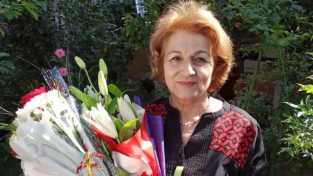Erou al educatiei: Elena Dascalu, invatatoare de exceptie pentru sute de copii, inscrisa in campania Liga Profesorilor Exceptionali a Fundatiei Dan Voiculescu pentru Dezvoltarea Romaniei