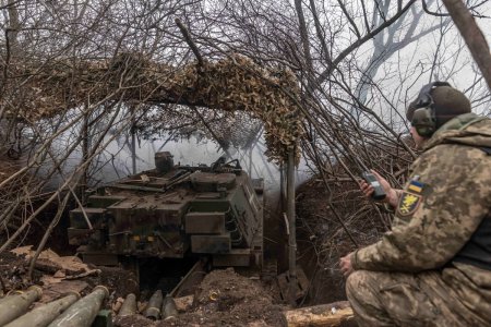 LIVETEXT Razboi in Ucraina, ziua 827 | Rachete rusesti, lansate asupra regiunii Harkov. Feriboturi avariate in Crimeea, in timpul respingerii unui atac ucrainean