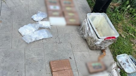 14 kilograme de cocaina, descoperite in urma unei perchezitii domiciliare in Giurgiu. La ce valoare se ridica prada