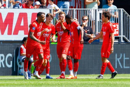 FCSB si-a stabilit primul amical al verii, in cantonamentul din Olanda