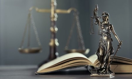 Onorariile avocatilor pentru asistenta judiciara se indexeaza cu rata inflatiei, respectiv cu 105,90%