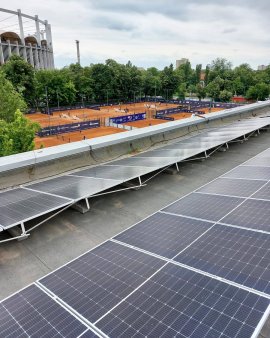 FRT a instalat 160 de panouri fotovoltaice la <span style='background:#EDF514'>CENTRUL NATIONAL</span> de Tenis din Bucuresti, producandu-si singura energia electrica