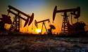 OPEC+ ar putea extinde <span style='background:#EDF514'>REDUCERILE</span> productiei de petrol in acest weekend, deoarece atentia se indeparteaza de tensiunile din Orientul Mijlociu