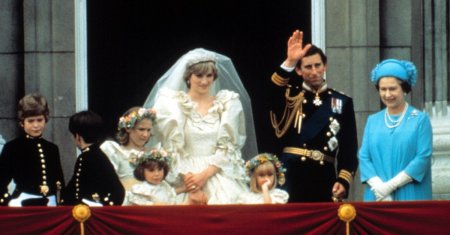 Ce i-au soptit Charles si Regina Elisabeta printesei Diana, in ziua nuntii ei. Un cititor pe buze a observat detaliile care au ramas necunoscute pana astazi