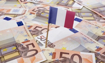 S&P retrogradeaza Franta in urma nivelului ridicat al deficitului si al datoriei