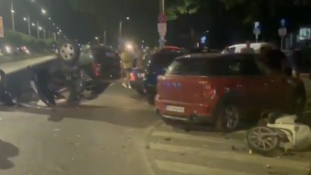 Accident grav, cu noua masini, in Bucuresti, dupa o sicanare in trafic