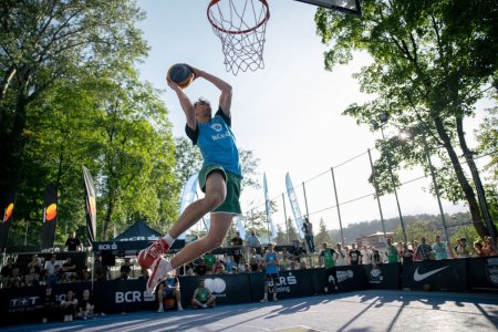 Au invadat Tampa! A fost spectacol sub panou la Sport Arena Streetball Brasov