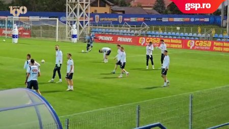 AMICAL. ROMANIA - BULGARIA » Antrenamentul tricolorilor la Mogosoaia inaintea meciului de marti de pe stadionul Steaua