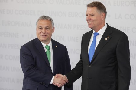 Viktor Orban anunta ca il sustine pe Klaus Iohannis pentru functia de secretar general al NATO