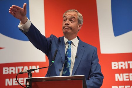 Nigel Farage, promotorul <span style='background:#EDF514'>BREXIT</span>ului, va candida la alegerile din Marea Britanie