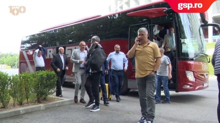 Adunarea Generala a FRF » Reprezentantii cluburilor au inceput sa vina. O parte dintre ei au fost adusi cu autocarul