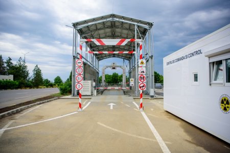 Modernizare la frontiera: Scannere ultra-moderne instalate la punctele vamale din Romania