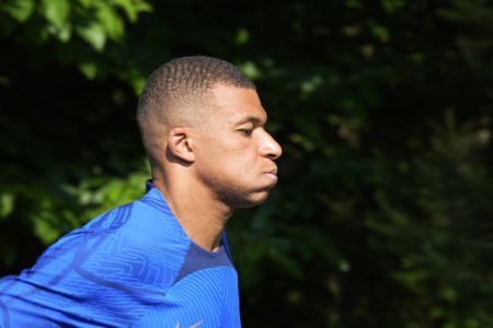 Anumite lucruri si oamenii m-au facut sa fiu nefericit la PSG - Mbappe