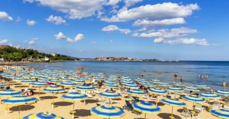 Atentie! Avertisment pentru turistii din statiunea Mamaia. Fenomenul extrem de periculos de la malul marii