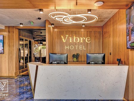 Vibre, un hotel de cinci stele din Cluj-Napoca, a ajuns la un grad de ocupare de 55% si asteapta venituri de 20 milioane lei in acest an. Ne gandim la dezvoltarea diviziei hoteliere a companiei in Bucuresti