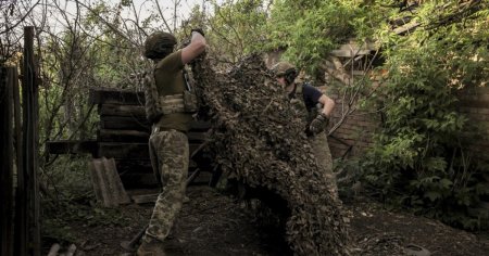 In asteptarea intaririlor, Ucraina si-a consolidat apararea langa Harkov. Rusia lanseaza atacuri pe toata linia frontului