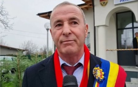 Primarul unei comune din Prahova, acuzat de o angajata din primarie ca a hartuit-o sexual. Femeia a facut plangere la politie