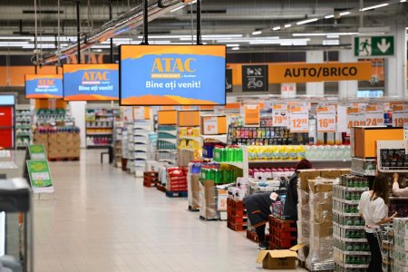 Retailerul francez <span style='background:#EDF514'>AUCH</span>an a rebranduit doua magazine <span style='background:#EDF514'>AUCH</span>an Discount, din Timisoara si Ploiesti, sub noul format de hipermarket discount ATAC, ajungand la trei unitati sub acest concept