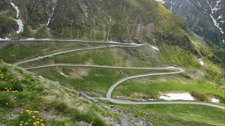 Transfagarasanul se deschide vineri dimineata