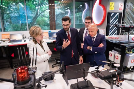 Margherita Della Valle, CEO al grupului Vodafone, a fost intr-o vizita discreta in Bucuresti. Laude pentru hubul Vodafone de la Politehnica din Capitala: a devenit un puternic incubator digital
