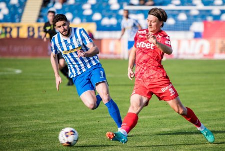 Corvinul Hunedoara, ziua si transferul » Florin Maxim si-a luat nouar din Superliga