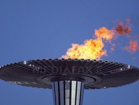 Paris 2024: Flacara olimpica porneste pentru o traversare fara precedent a Atlanticului