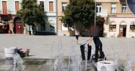 O femeie si-a spalat covoarele in cea mai noua fantana arteziana din Arad, deschisa recent publicului VIDEO