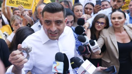 George Simion sta de 4 ore la Parchetul General, unde cere sa fie audiat. A sunat la 112 si a anuntat ca intra in greva foamei