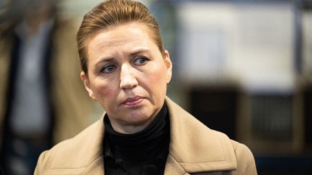 Prim-ministra Danemarcei, atacata si lovita pe o strada din Copenhaga