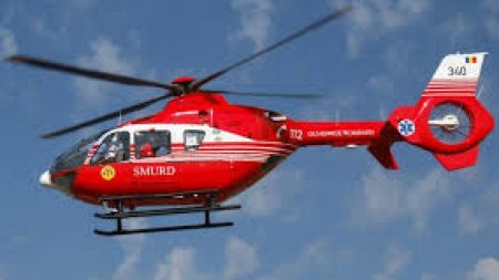 <span style='background:#EDF514'>BICICLIST</span> preluat inconstient cu elicopterul SMURD dupa ce a cazut si s-a ranit grav