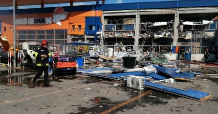 O comisie a Inspectiei Muncii, trimisa pentru a ancheta explozia de la magazinul Dedeman din Botosani