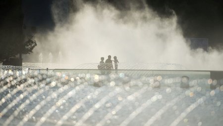 Alerta meteo. Cod galben de furtuni in nord-estul tarii: zonele afectate de fenomene extreme. Unde se instaleaza canicula