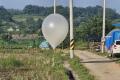 Coreea de Nord a reluat trimiterea de baloane cu gunoi peste granita. Armata din Sud ia 