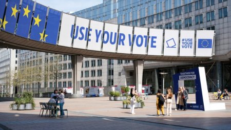 Romanii din Belgia au votat la europarlamentare la ICR Bruxelles, si ambasada